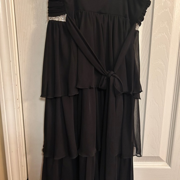 Size small City Triangles prom dress - Picture 5 of 6